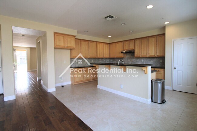 Building Photo - 3 br, 2.5 bath House - 2771 Garrett Place