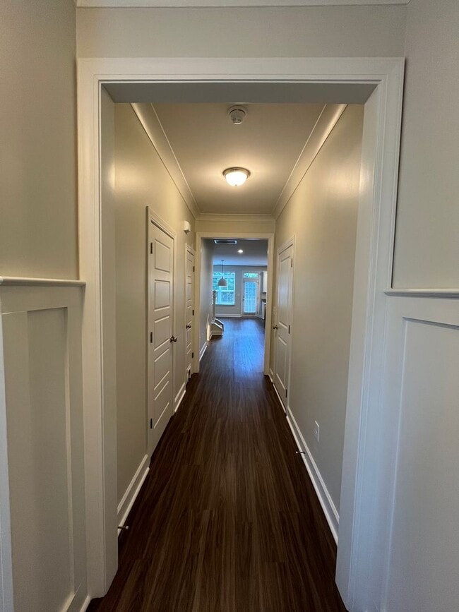 Building Photo - 116 Bluet Ln