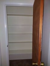 Building Photo - 746 Anita Dr