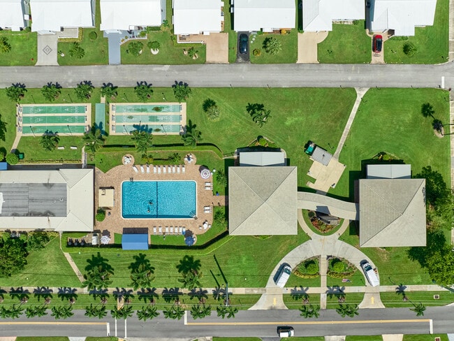 Foto del edificio - 520 SW 18th St