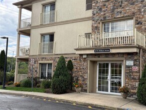 Building Photo - 24 N De Baun Ave