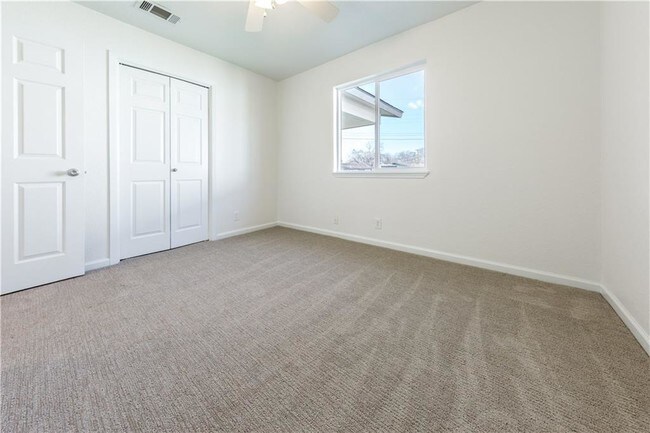 Building Photo - 4904 Hawk Cove