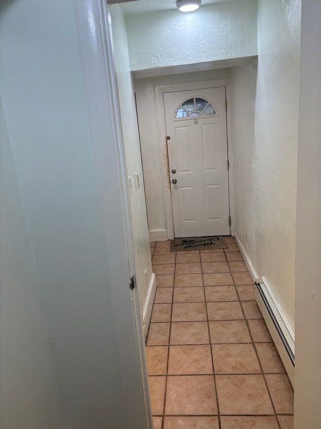 Building Photo - 103 Essex St