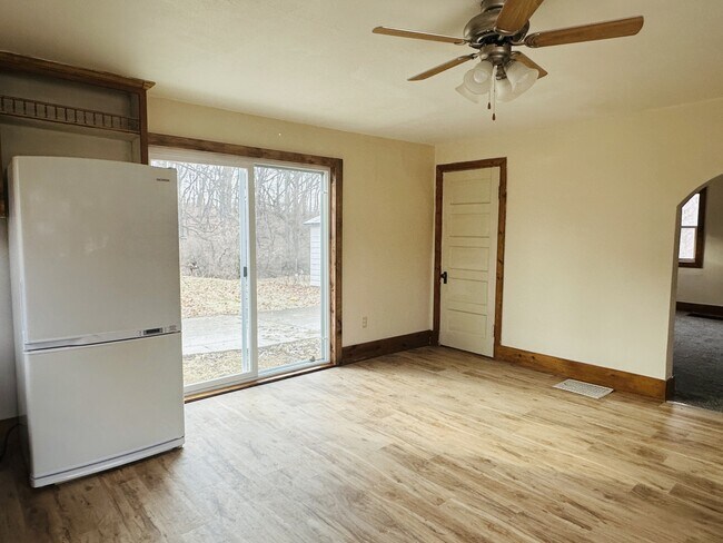 Foto del edificio - 340 N Mill St