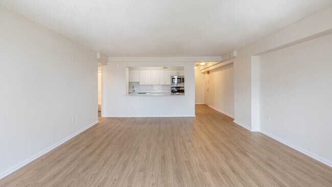 Building Photo - 5 Emerson Pl