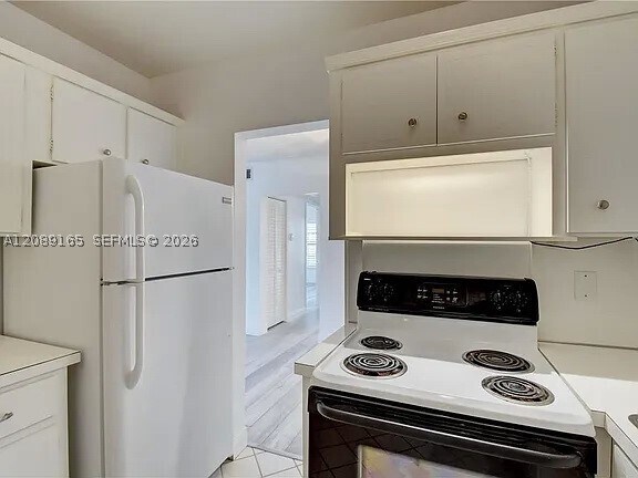 Foto del edificio - 2200 NE 66th St