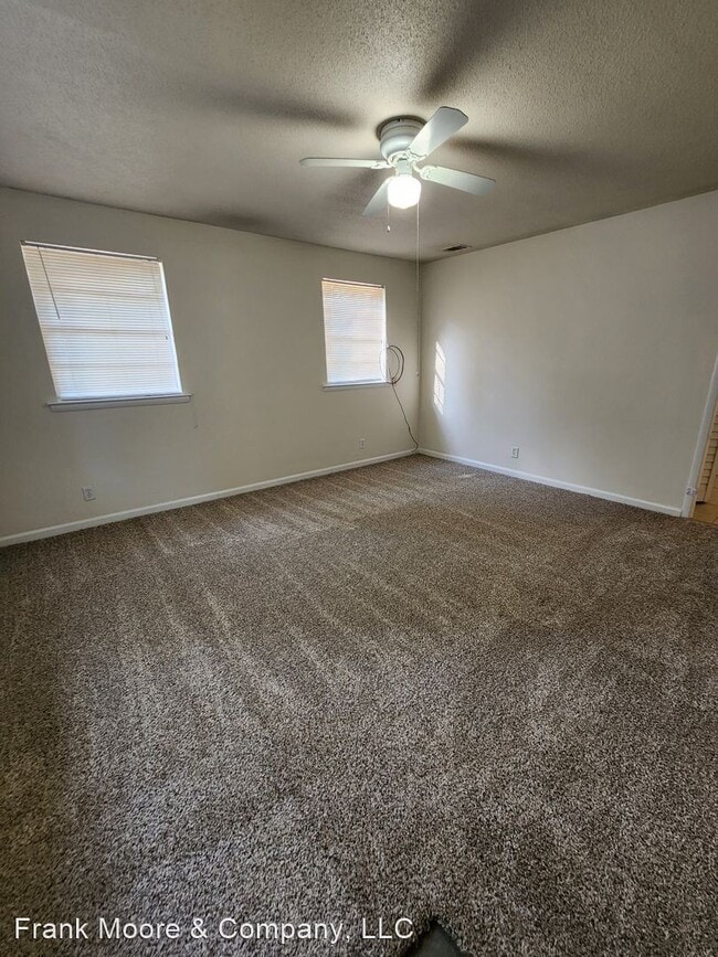 Building Photo - 3 br, 1.5 bath House - 216 Penn Waller Rd