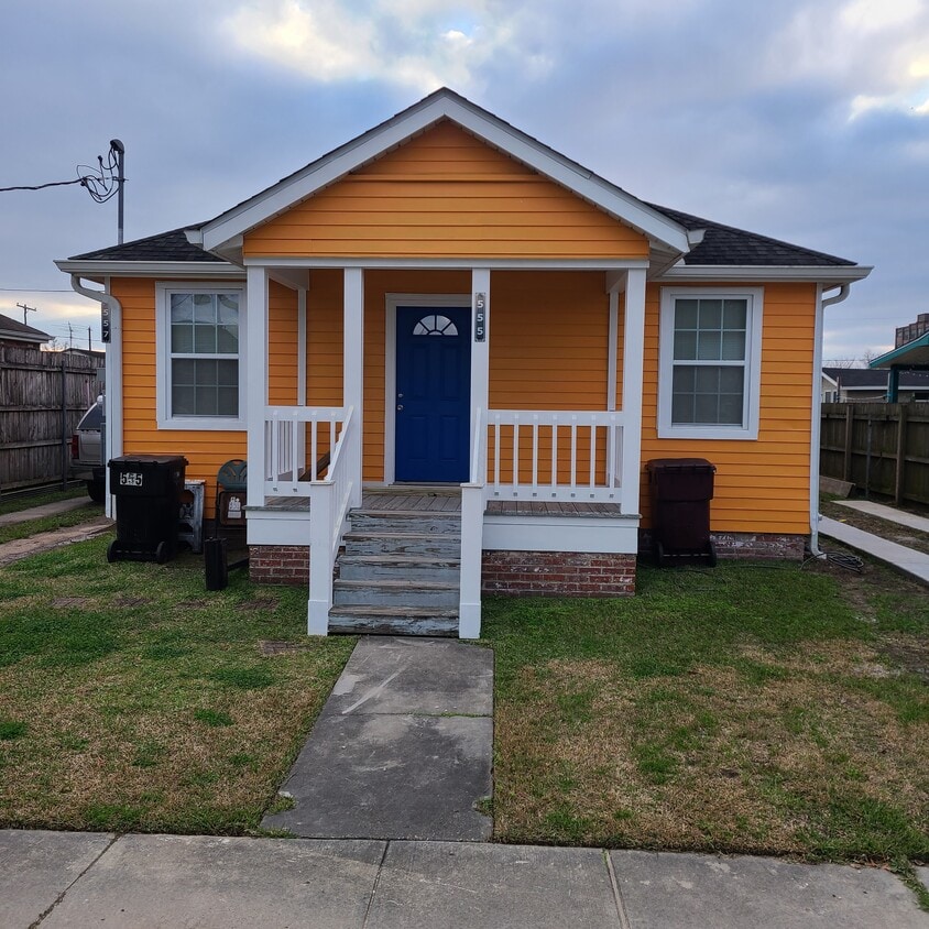 555 Lebeau St, Arabi, LA 70032 Townhome Rentals in Arabi LA