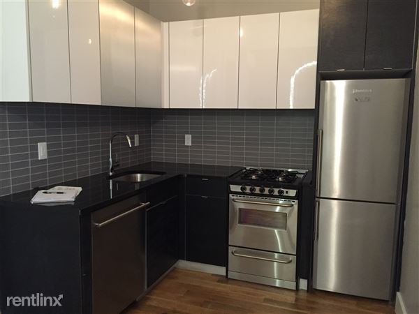 Fotografía del edificio - 12 Spencer Ct