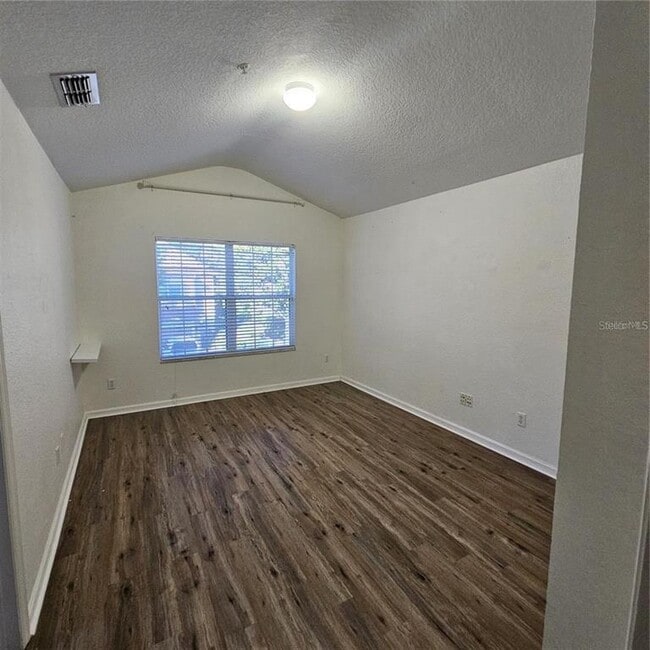 Building Photo - 3545 Shallot Dr