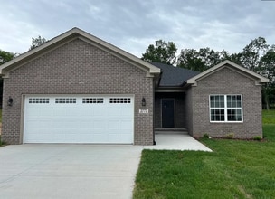 Building Photo - 2773 Cedrus Ave