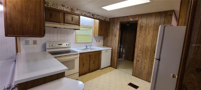 Foto del edificio - 6430 NE 1st Ln