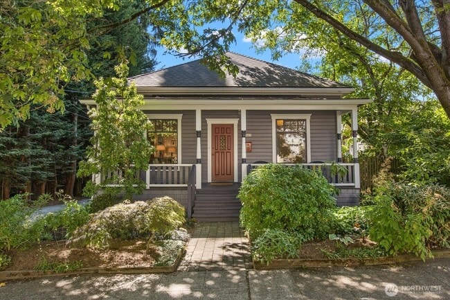 Photo - 5825 4th Ave NW (Seattle, WA) House