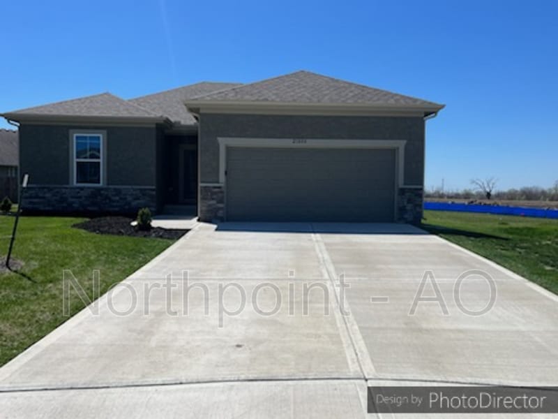 21804 Lucca Cir, Peculiar, MO 64078 House Rental in Peculiar, MO