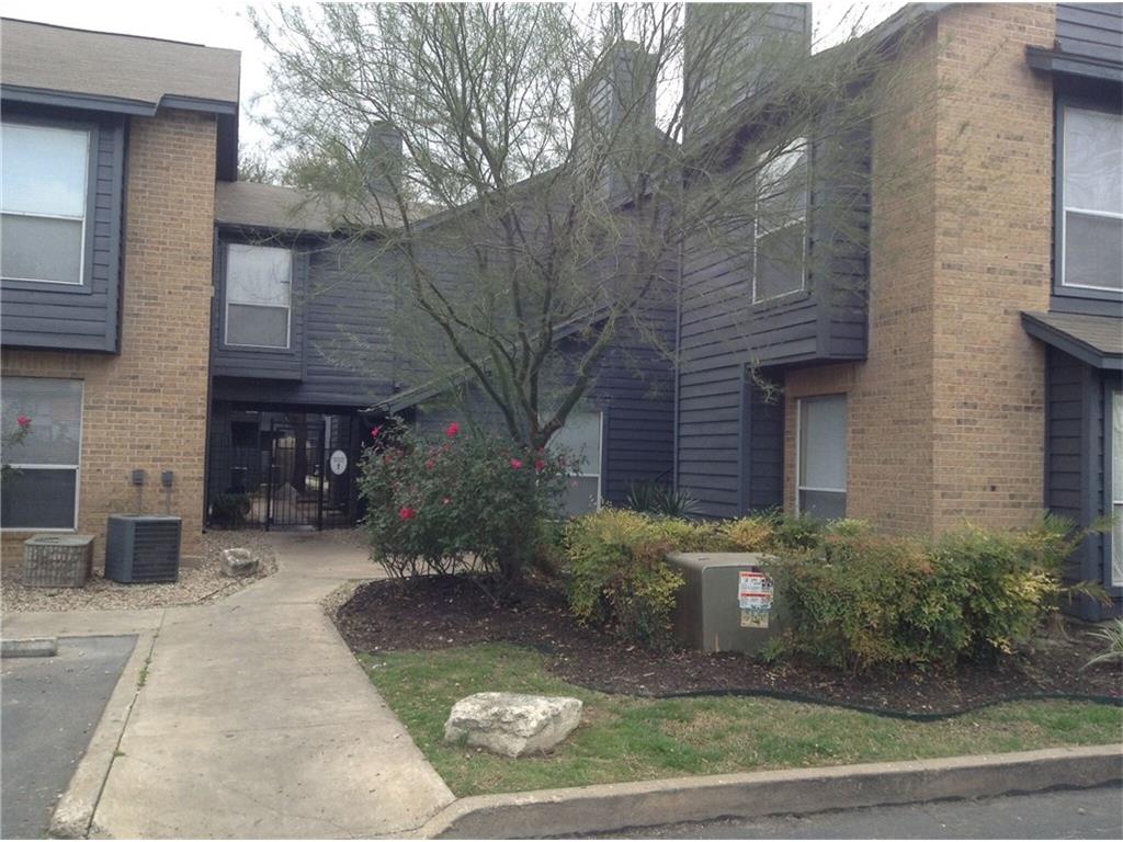 FRONT ENTRANCE - Ventura Apartments