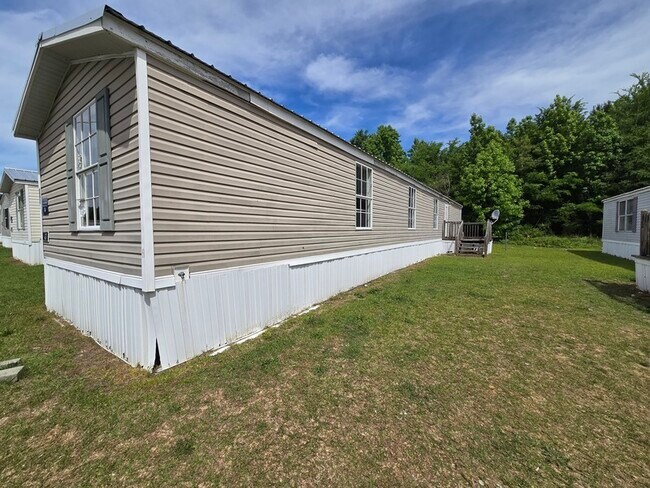 Foto del edificio - 2416 Cattail Cir