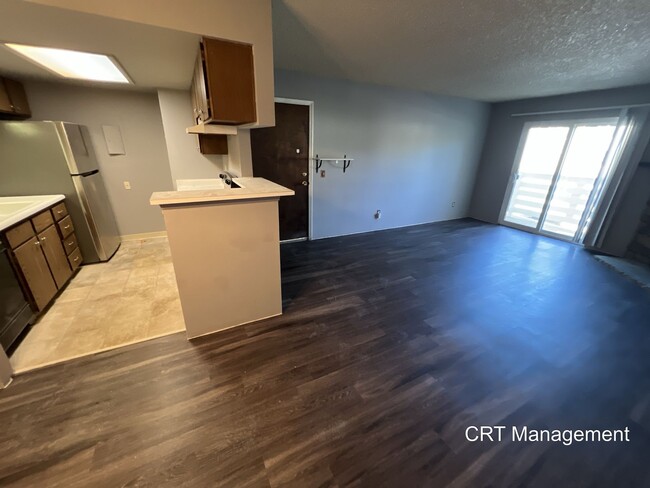 Photo - Spacious 2 Bed, 2 Bath Condo – Prime Lowry...