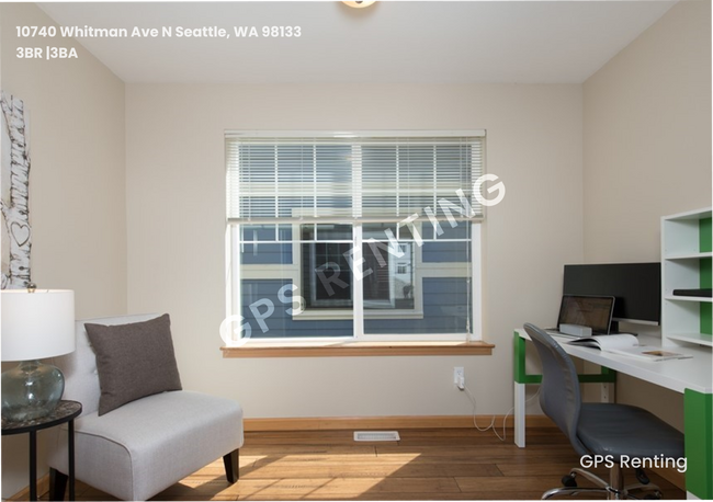 Building Photo - Beautiful Bed 3, Bath 3, home!