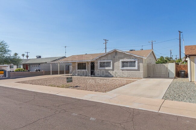 Building Photo - 1332 N 71st St