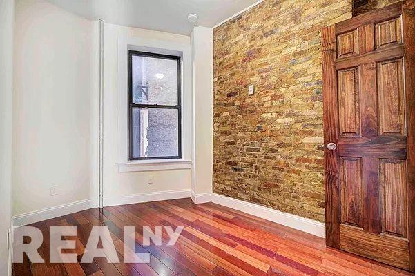 Foto del edificio - 248 BROOME ST.