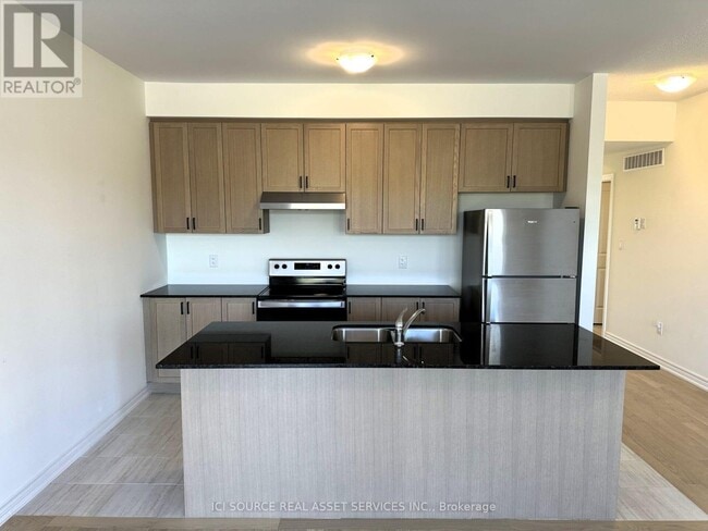 Building Photo - 50 Hillcroft Wy