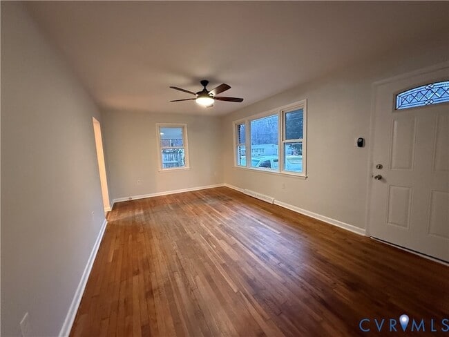 Foto del edificio - 21718 Magnolia Ave