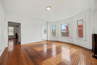 Building Photo - 37 Euclid St