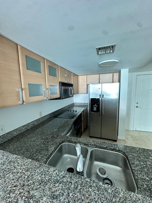 Foto del edificio - 2101 Brickell Ave