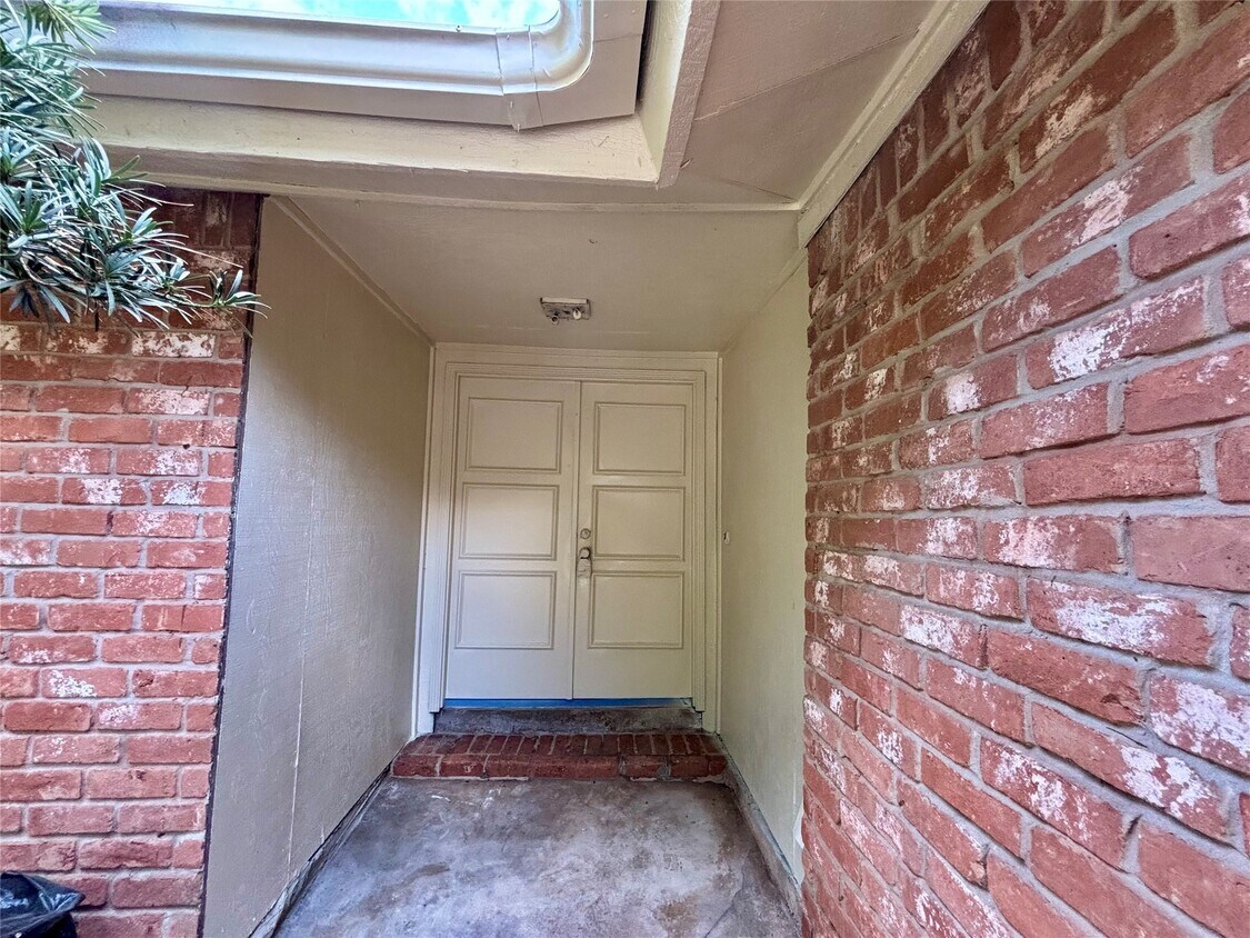 Foto principal - 4426 Hirschfield Rd