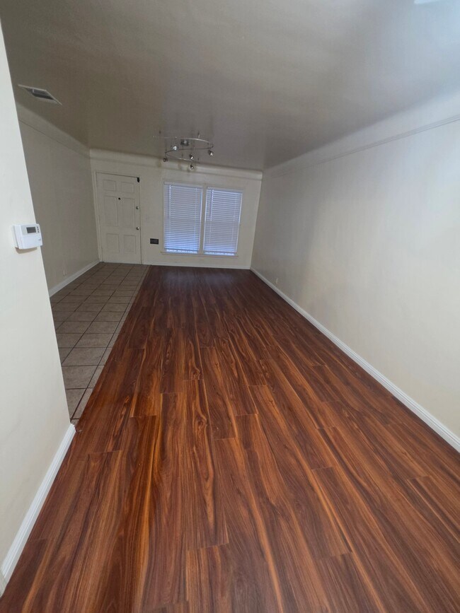 Foto del edificio - 6901 8th Ave
