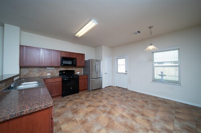 Building Photo - 26 Palmdale Ln