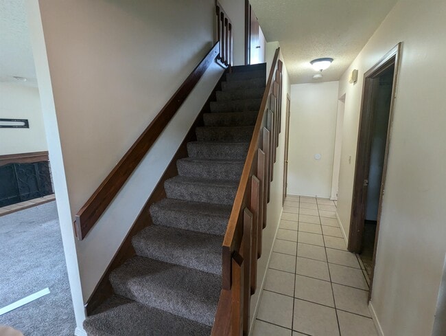 Foto del edificio - 2617 Rachel Rd