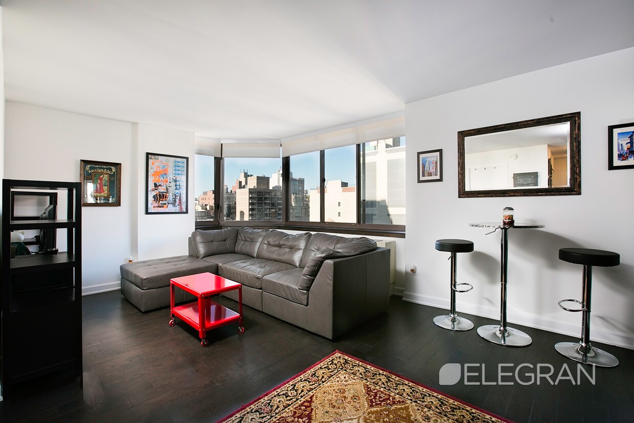Foto principal - 77 W 24th St