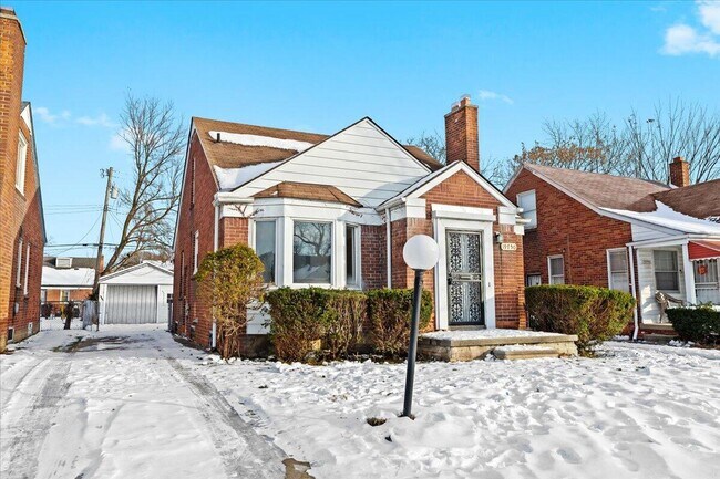 Foto del edificio - 19750 Prest St