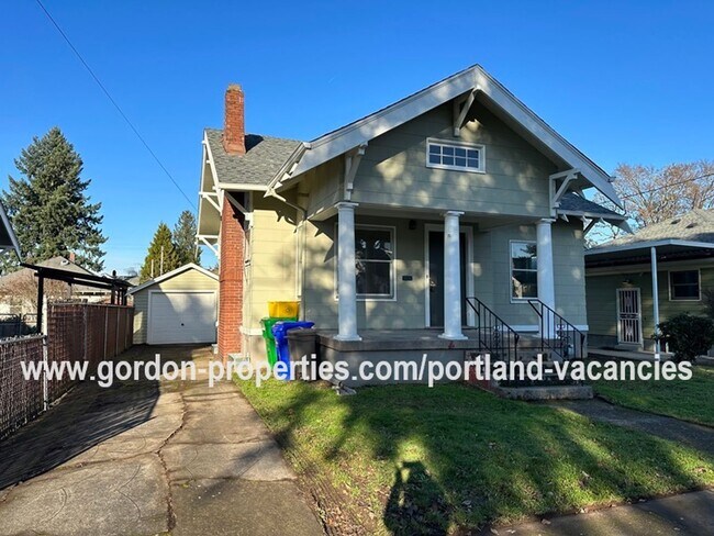 Building Photo - $1,995.00 - N Holland St - Vintage 3 bedro...