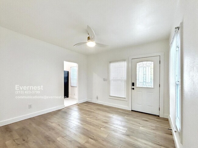 Foto del edificio - 3048 Guirado St