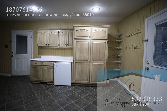 Foto del edificio - 537 Co Rd 333