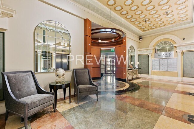 Foto del edificio - 411 W 7th St