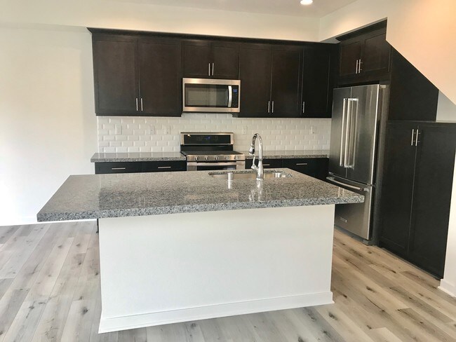 Building Photo - 2047 Quartet Loop