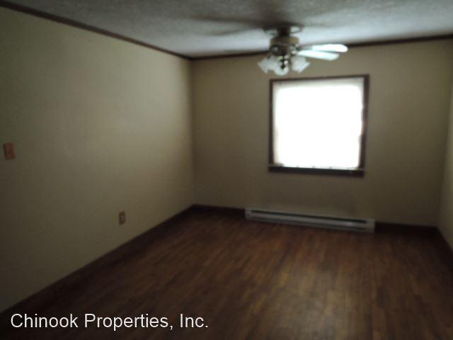 Building Photo - 2 br, 1 bath House - 1071 F St
