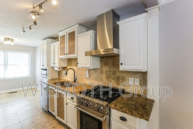 Foto del edificio - 1026 N New Jersey St