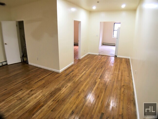 Foto del edificio - 1285 Fulton St