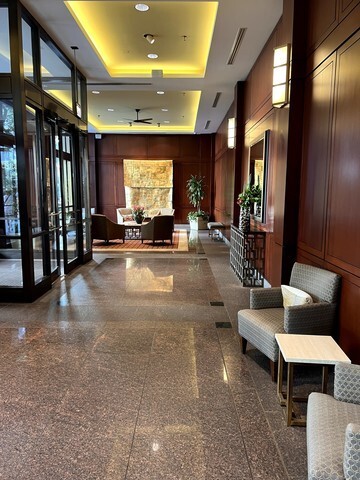Foto del edificio - 401 E Ontario St