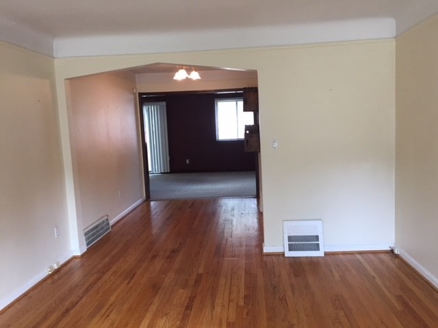 Primary Photo - 1509 E 4th St
