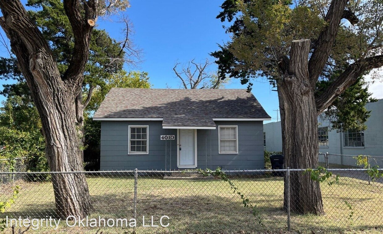 2 br, 2 bath House 4010 North Redmond Av... House Rental in Bethany, OK