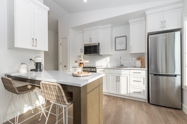Photo du bâtiment - 7852 Cedarbrook Rd
