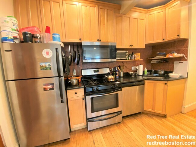 Foto del edificio - 71 Babcock St