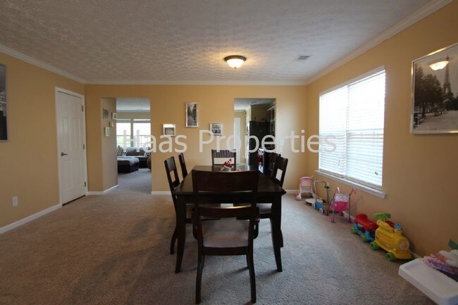 Foto del edificio - 137 Holly Mill Village Dr