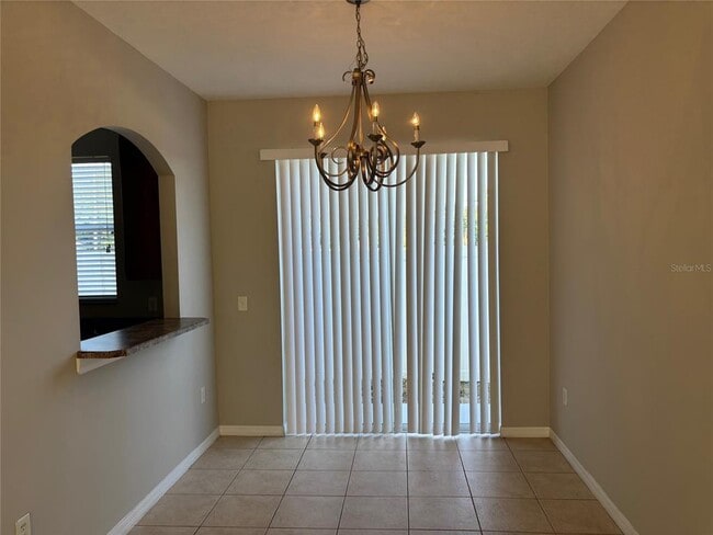 Building Photo - 7415 Lago De Oro