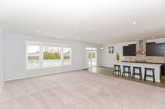 Building Photo - 9924 Mosaic Blue Wy